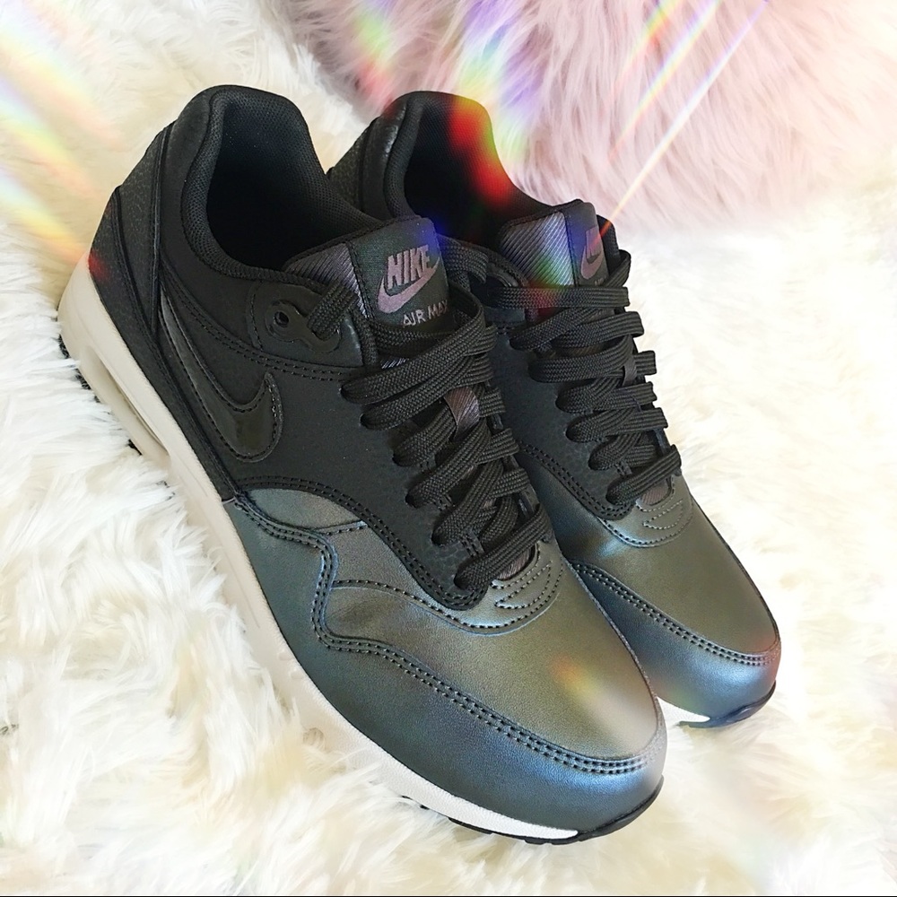 Nike Air Max 1 - Hematite/Ultra Black